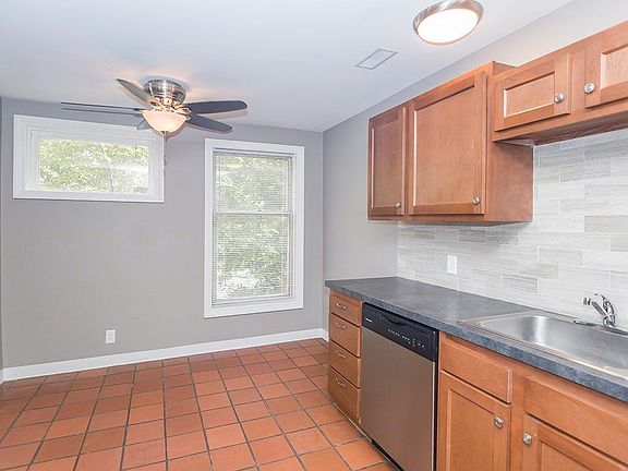 5th image of 631 S 11th St #5