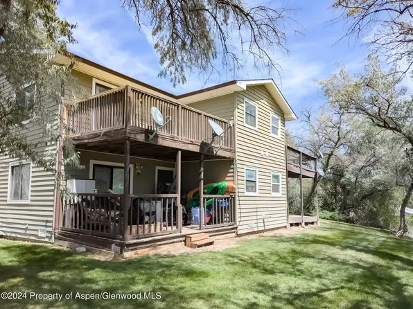 671 N 7th St, Silt, CO 81652