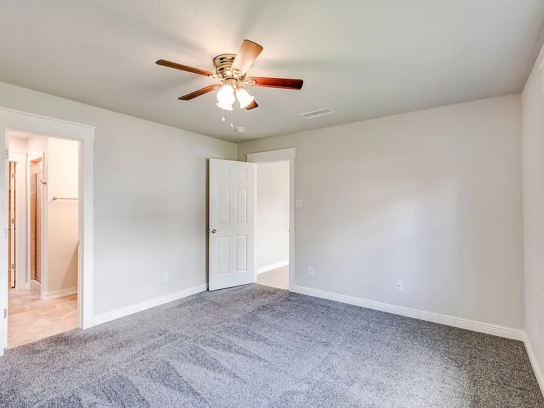 2307 Traverse Dr — Photo 20