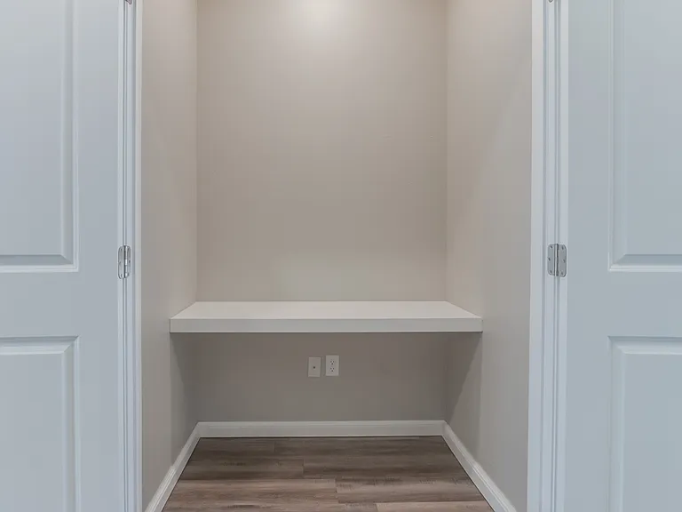 2641 Cedar Tree Rd — Photo 6