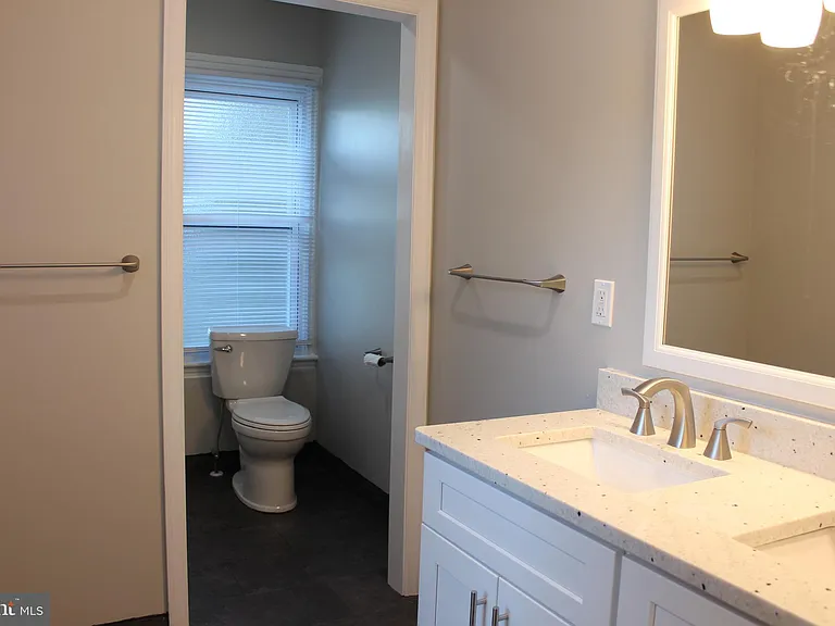 34 Delsea Dr S #B — Photo 16