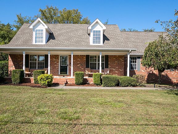 3rd image of 407 Brentmeade Dr