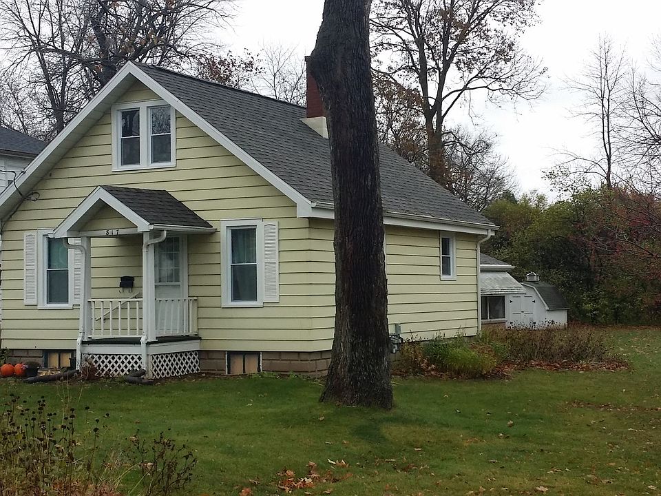 2nd image of 817 E Cecil St
