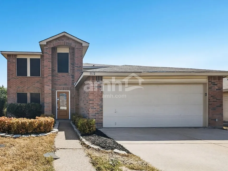 5112 Prestwick Dr