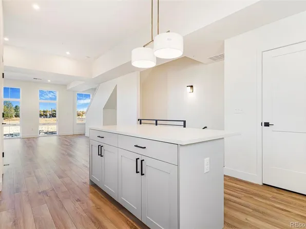 5880 W 91st Ave, Westminster, CO 80031