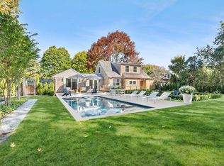 9 Bayberry Ln, Sag Harbor, NY 11963