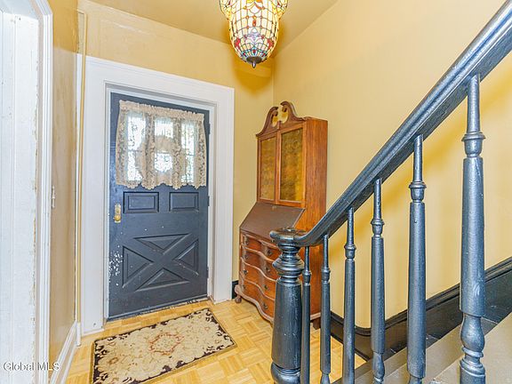 5th image of 22 Walker Avenue