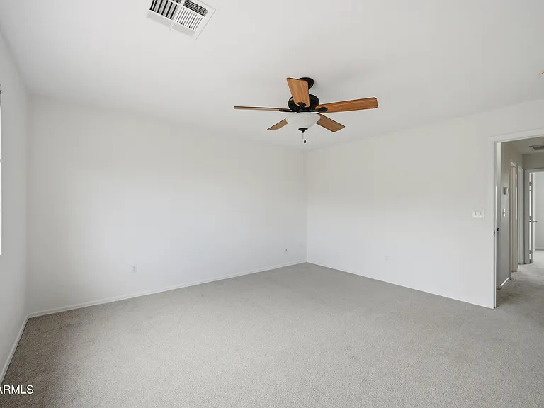 21862 N 40th Pl — Photo 12