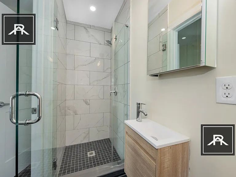 45 Wright Ave #2 — Photo 8