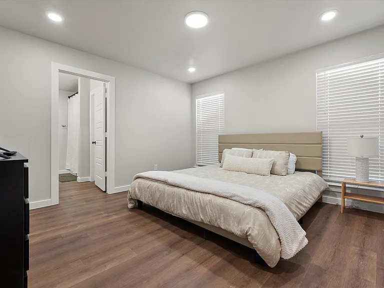 2140 Kokomo Ave — Photo 11