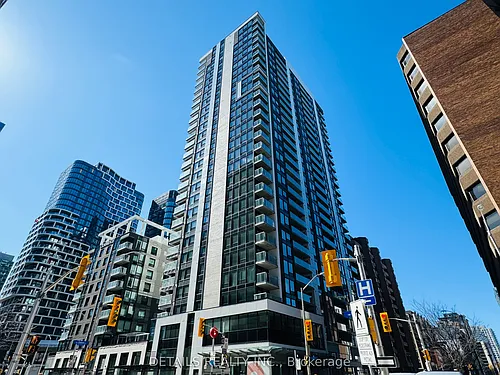 340 Queen St Photo 1
