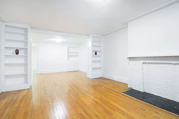 Rented by Compass | media 16