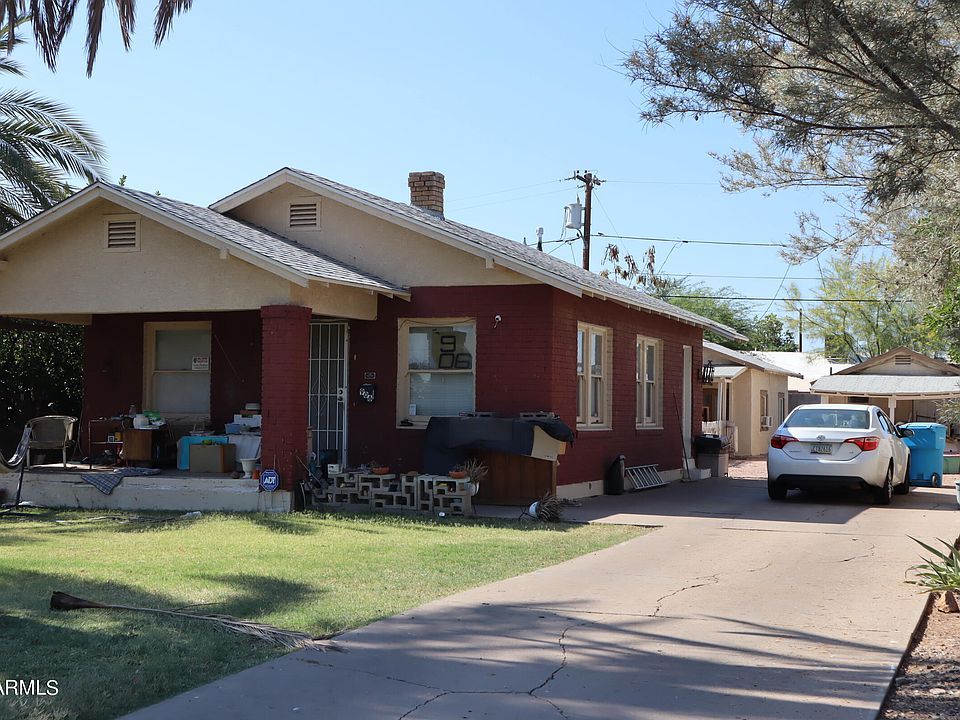 2nd image of 906 E FAIRMOUNT Avenue