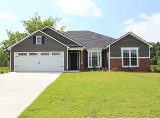 2050 Holland Cir, Valdosta, GA 31601