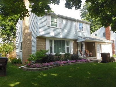 1225 N Magnolia Ave, Lansing, MI, 48912