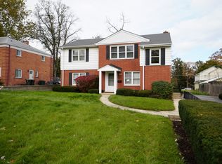 580 Ivy Ct, Lake Forest, IL 60045