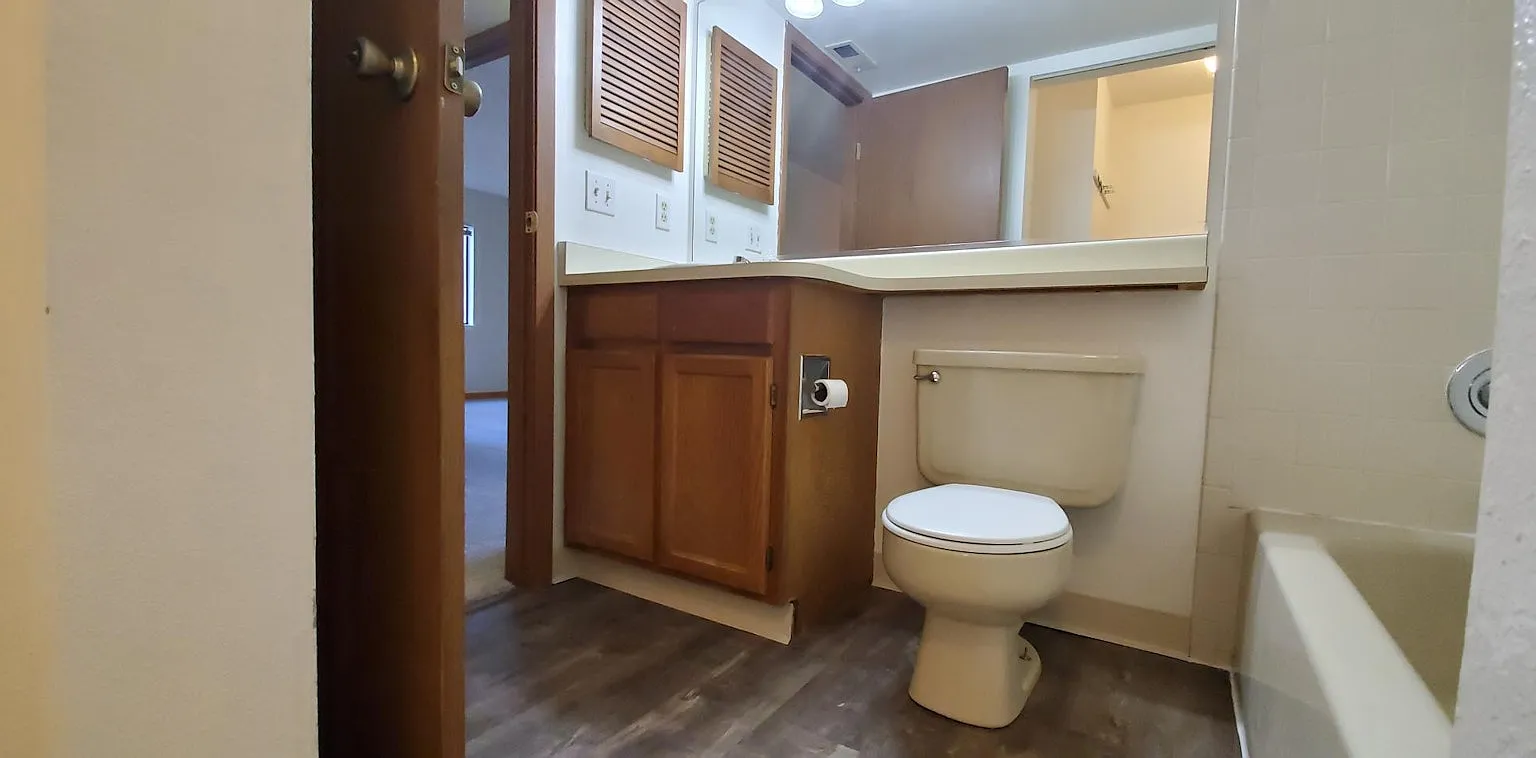 901 South Zeno Way, Unit 100 — Photo 3