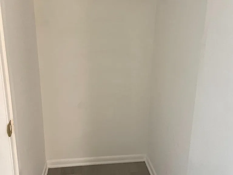 414 Ravens Crest Dr — Photo 24