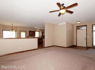 11716 E Crestwood St, Wichita, KS 67206