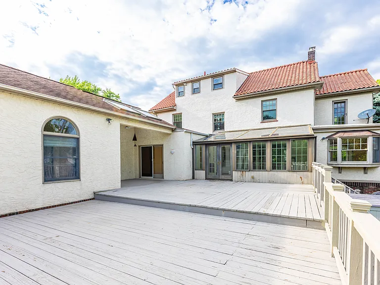 22 Serafin Pl — Photo 51