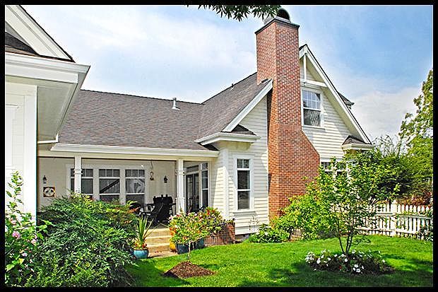1st image of 120 Nunan St