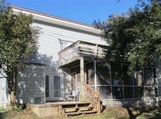 115 SE 13th St, Oak Island, NC 28465
