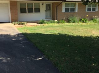 816 E Peel St, Fayetteville, AR 72703