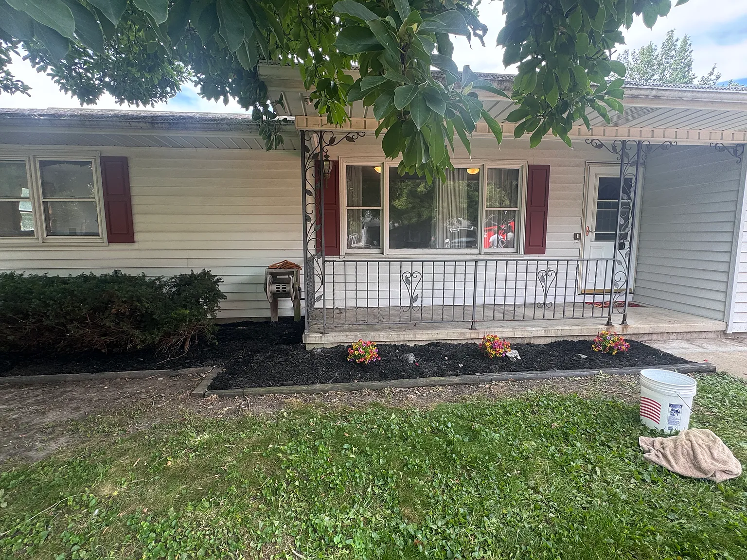 3 bed, 1172 sqft, $1,700 — Photo 3