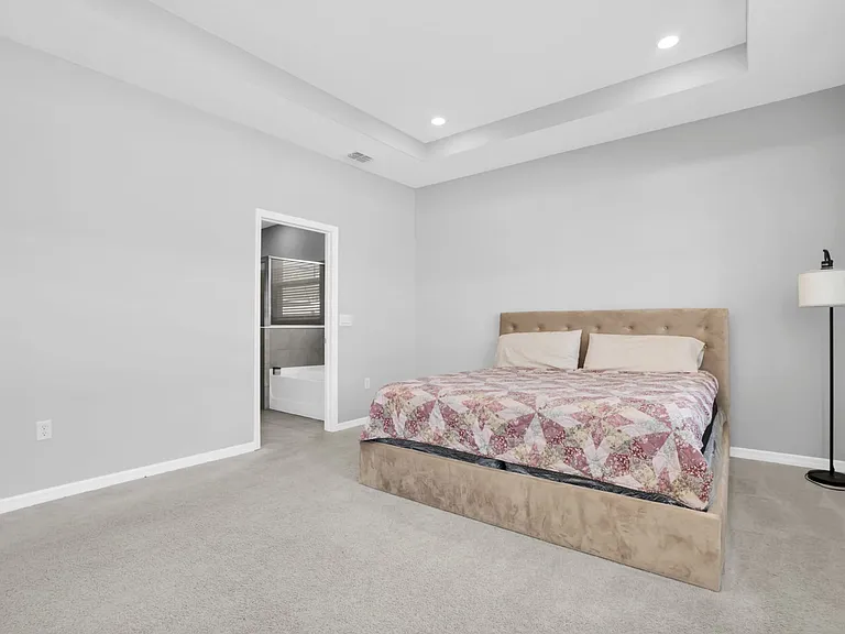 528 Ocean Spray Dr — Photo 11