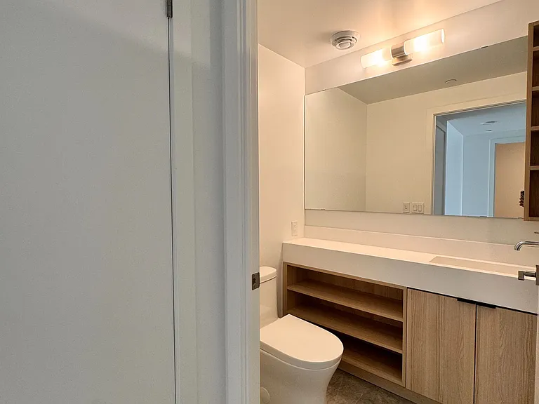 252 Church St #715 — Photo 8