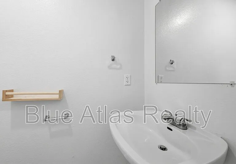 8108 Foxfire Ln #A — Photo 11