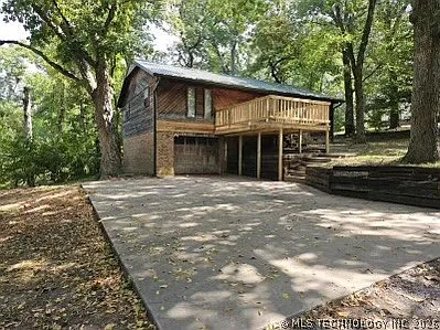 2 bed, 1.0 bath, 1120 sqft, $1,200 — Photo 1