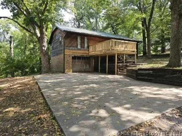 1867 Sycamore Dr, Tahlequah, OK 74464
