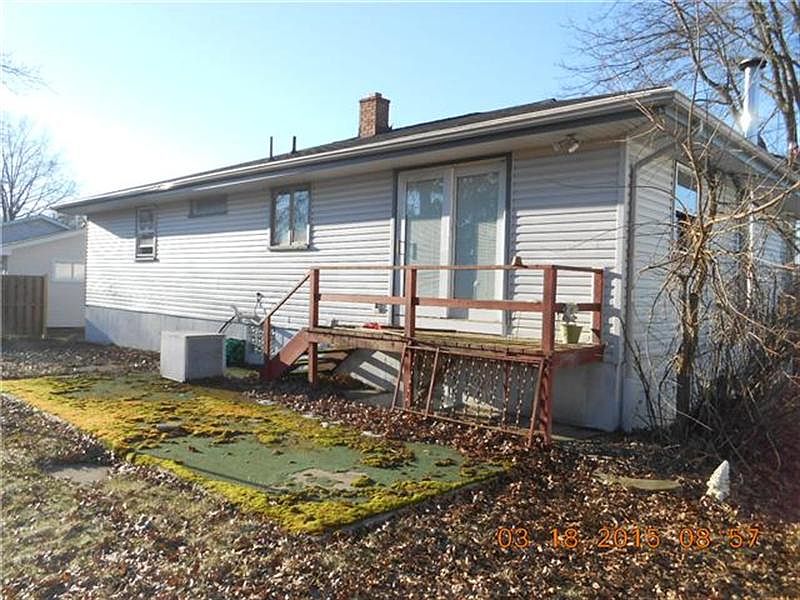 2nd image of 4484 Aspen Dr