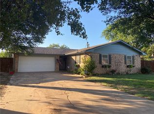 1905 Tyler St, Altus, OK 73521