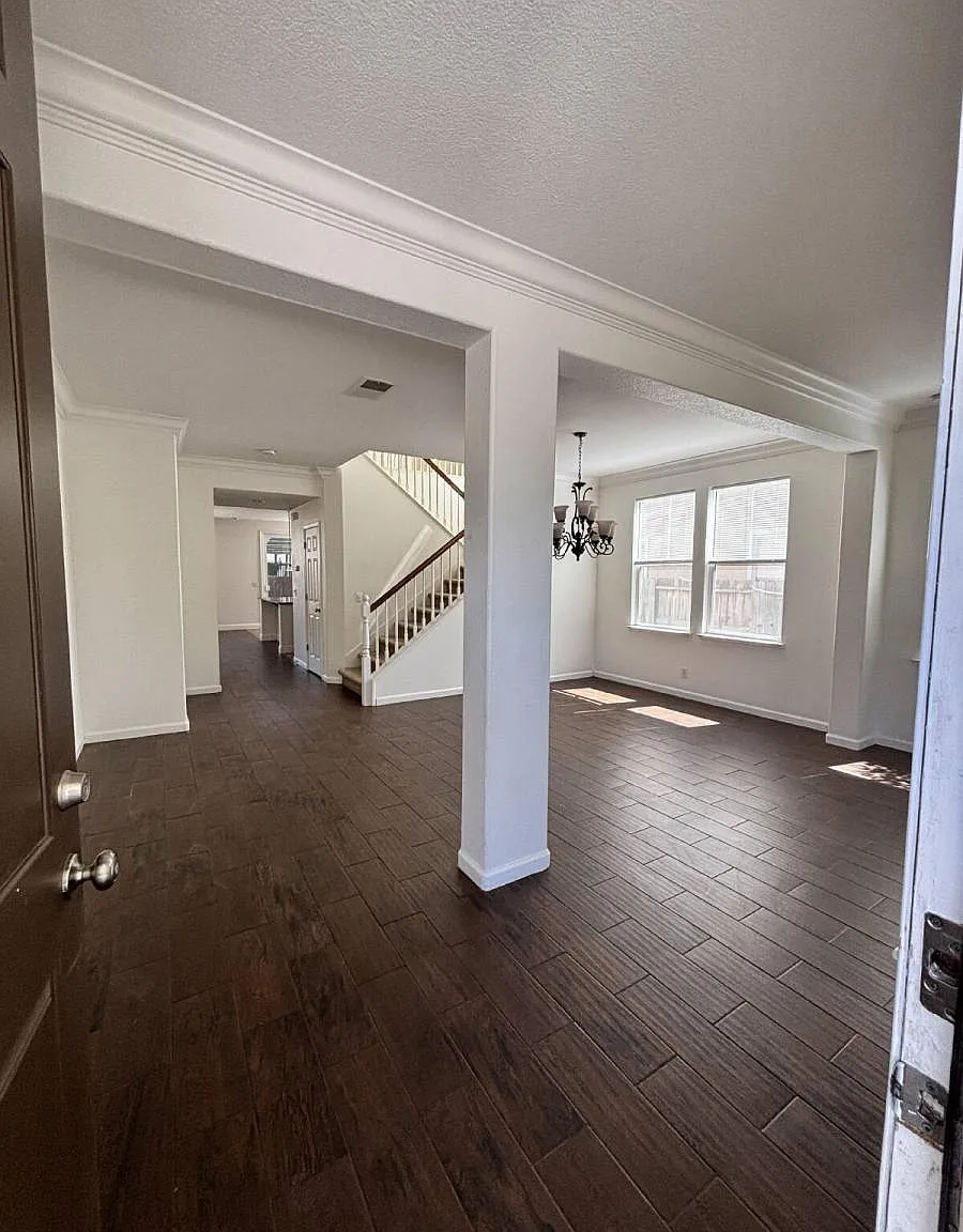 1247 Jewel Flower Dr in Patterson, CA 95363 — Photo 3
