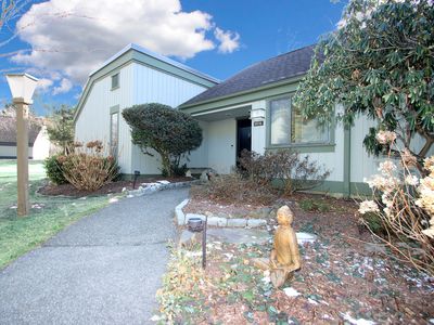 907 Heritage VLG #A, Southbury, CT, 06488