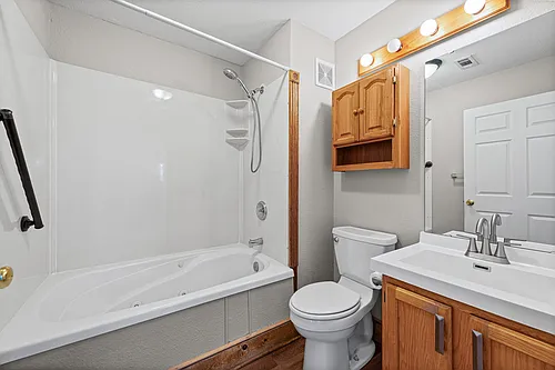 11205 N McGee St #11205 Photo 1