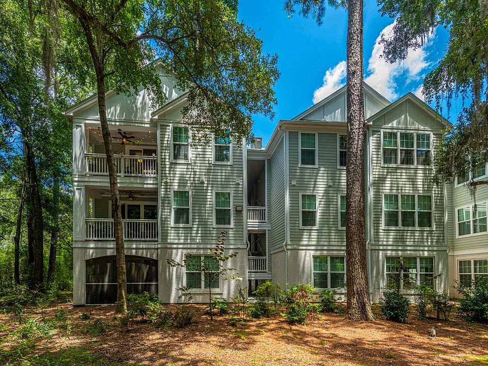 1st image of 60 Fenwick Hall Aly APT 324