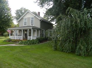 112 Island Rd, Northampton, MA 01060