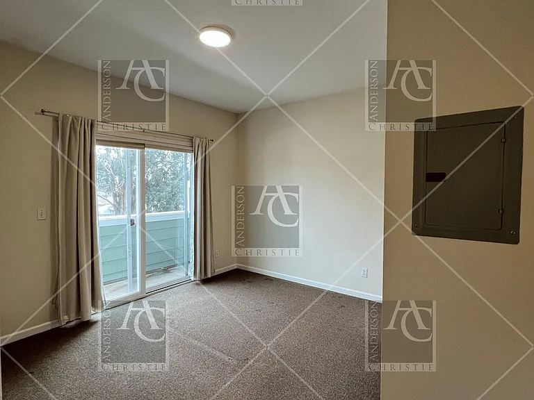 251 High St — Photo 8