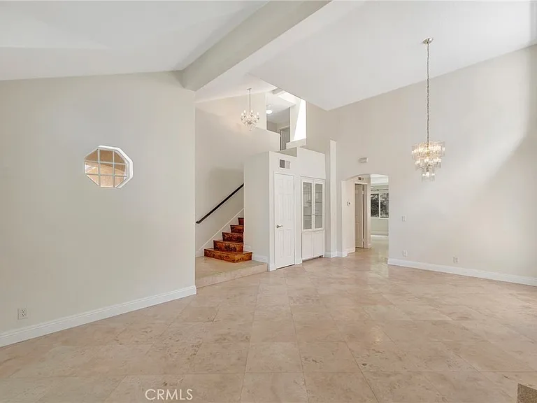 24811 Cutter — Photo 4
