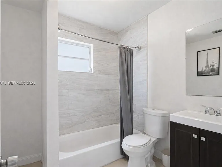 3645 SW 25th Ter — Photo 17
