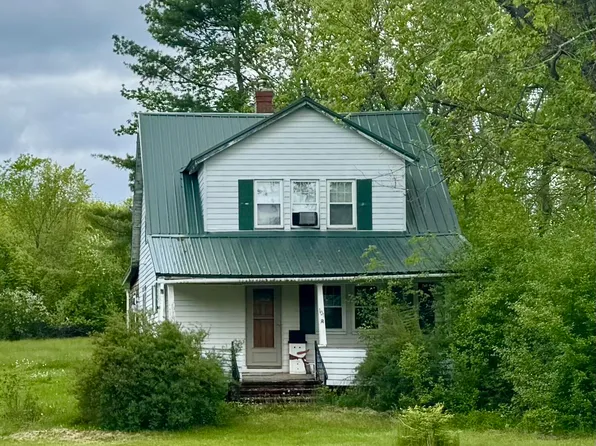 101 S River Road, Calais, ME 04619