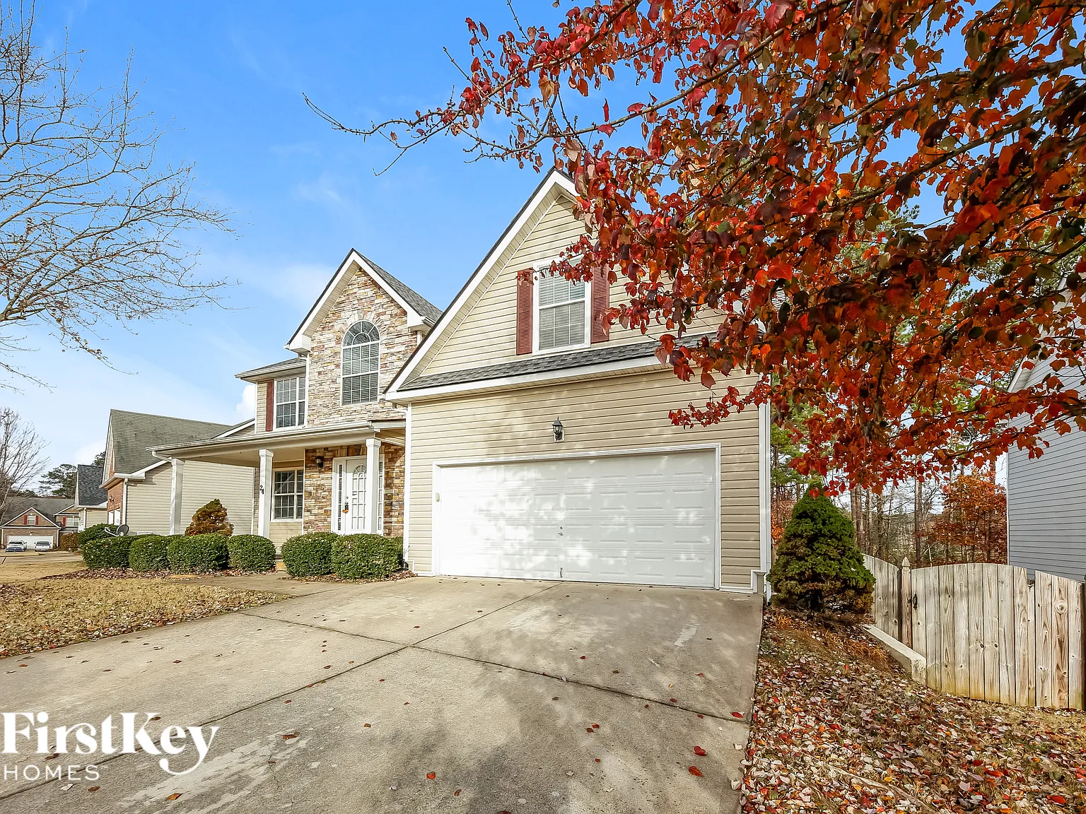 4 bed, 2.5 bath, 2863 sqft, $2,495 — Photo 2