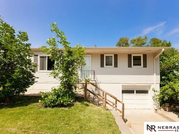 708 W 31st Ave, Bellevue, NE 68005