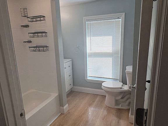 5th image of 16 Fordway St #16