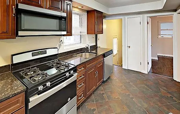 2521 N Luna Ave #1 — Photo 5