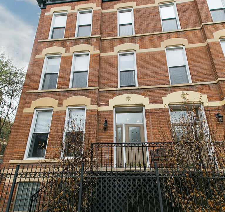 1st image of 456 W Armitage Ave #1