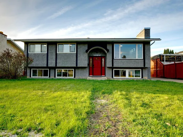 18412 92nd Ave NW, Edmonton, AB T5T 1P4